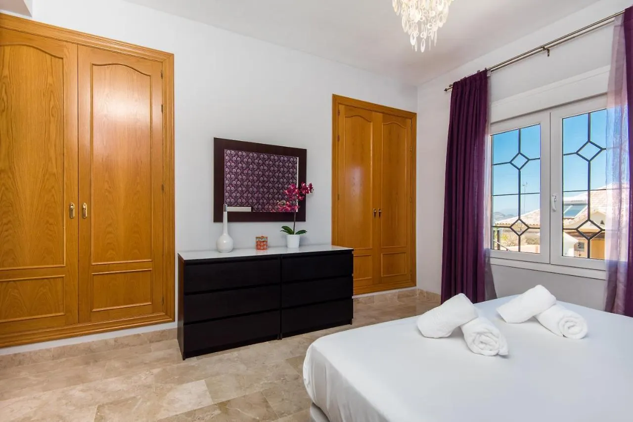 Villa Al Andalus Dreams Swimming Pool With Child Protection And New Outdoor Kitchen Alhaurín de la Torre